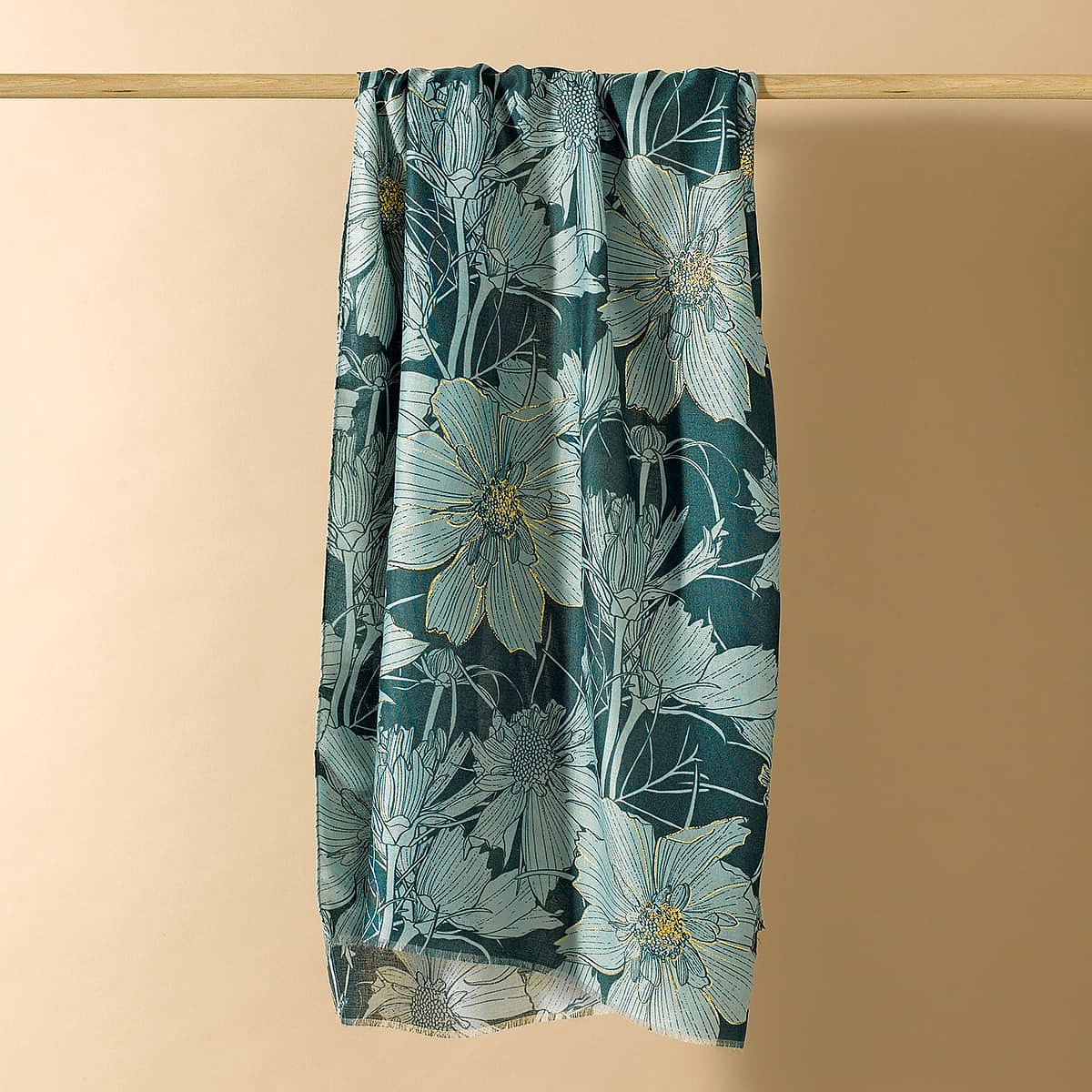 Finely Flourished Green Scarf