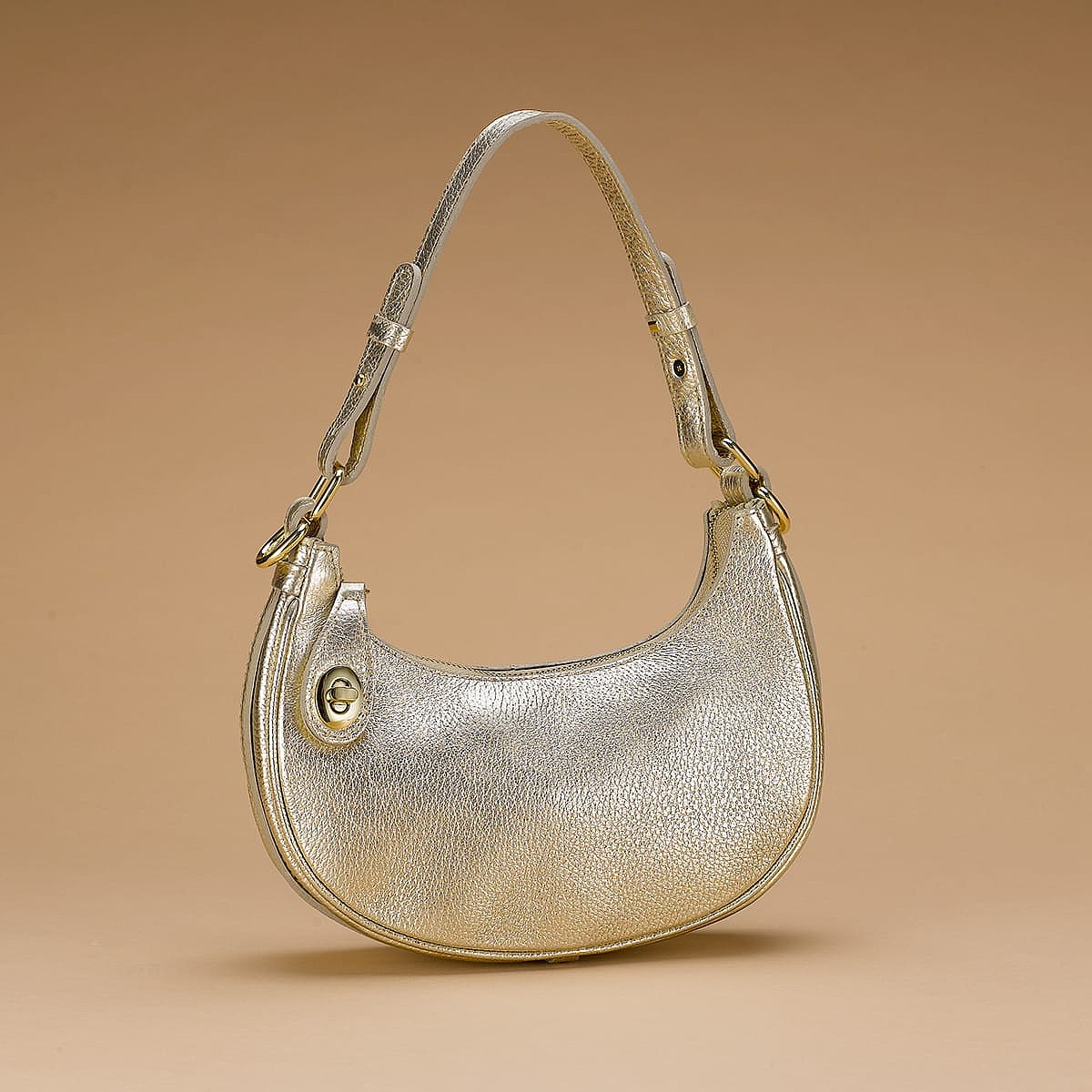 Chic to Go Gold Leather Shoulder Bag