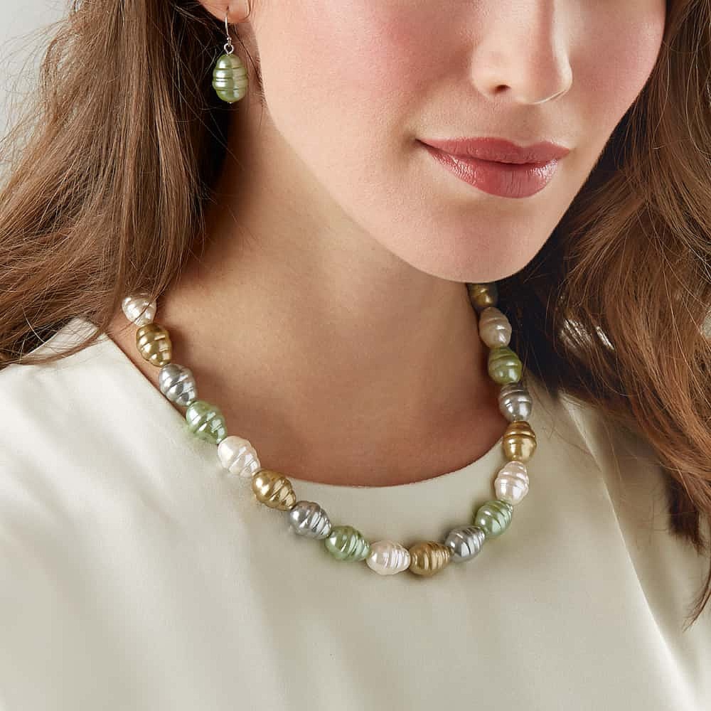 Drawn to the Dawn Necklace