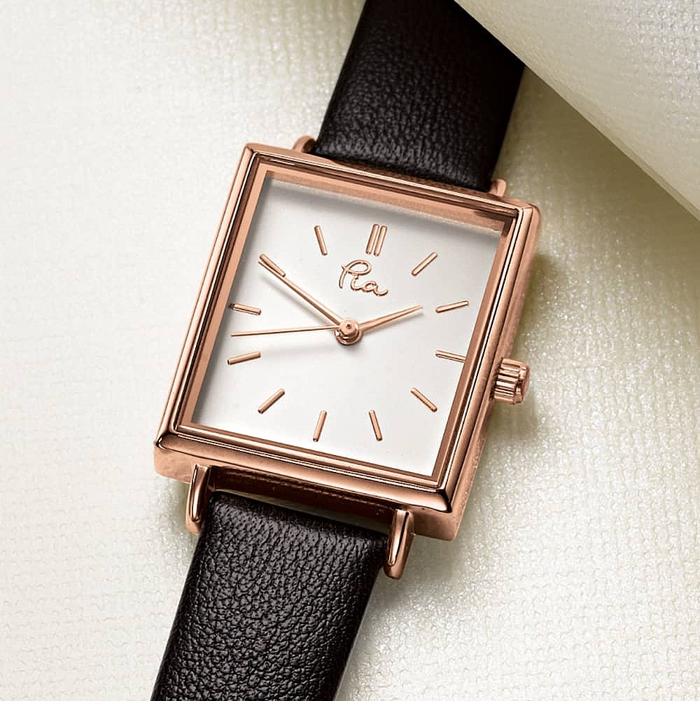 Sleek on sale black watch