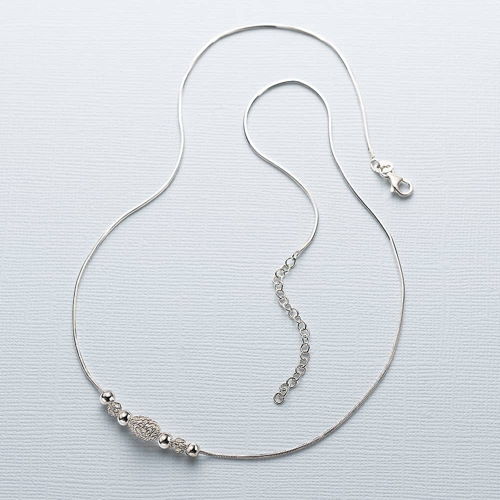 Syncopated Rhythm Silver Necklace