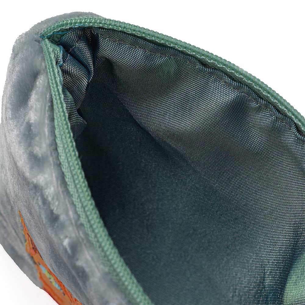 Cosy Cat Velvet Pouch
