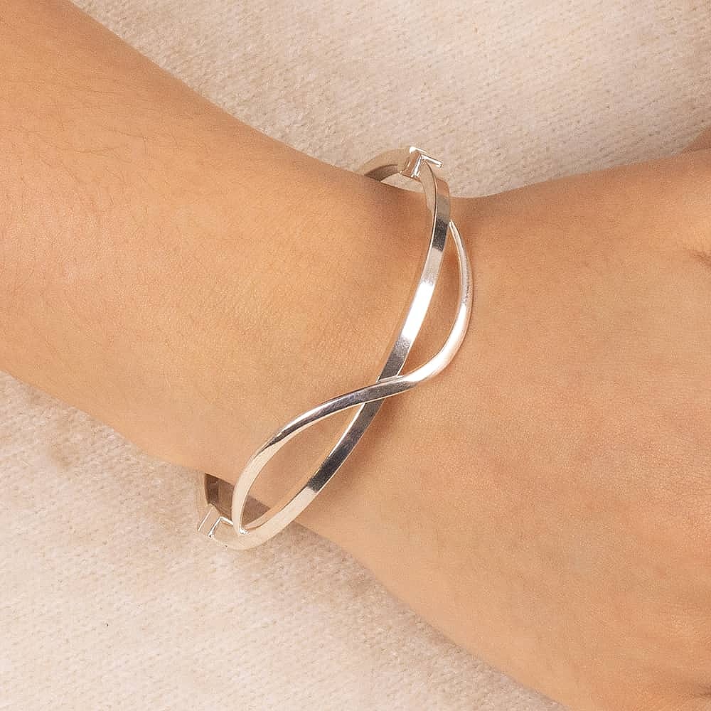 Ahead of the Curve Silver Bangle