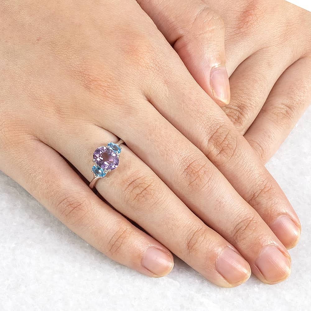 Lady be True Gemstone Ring
