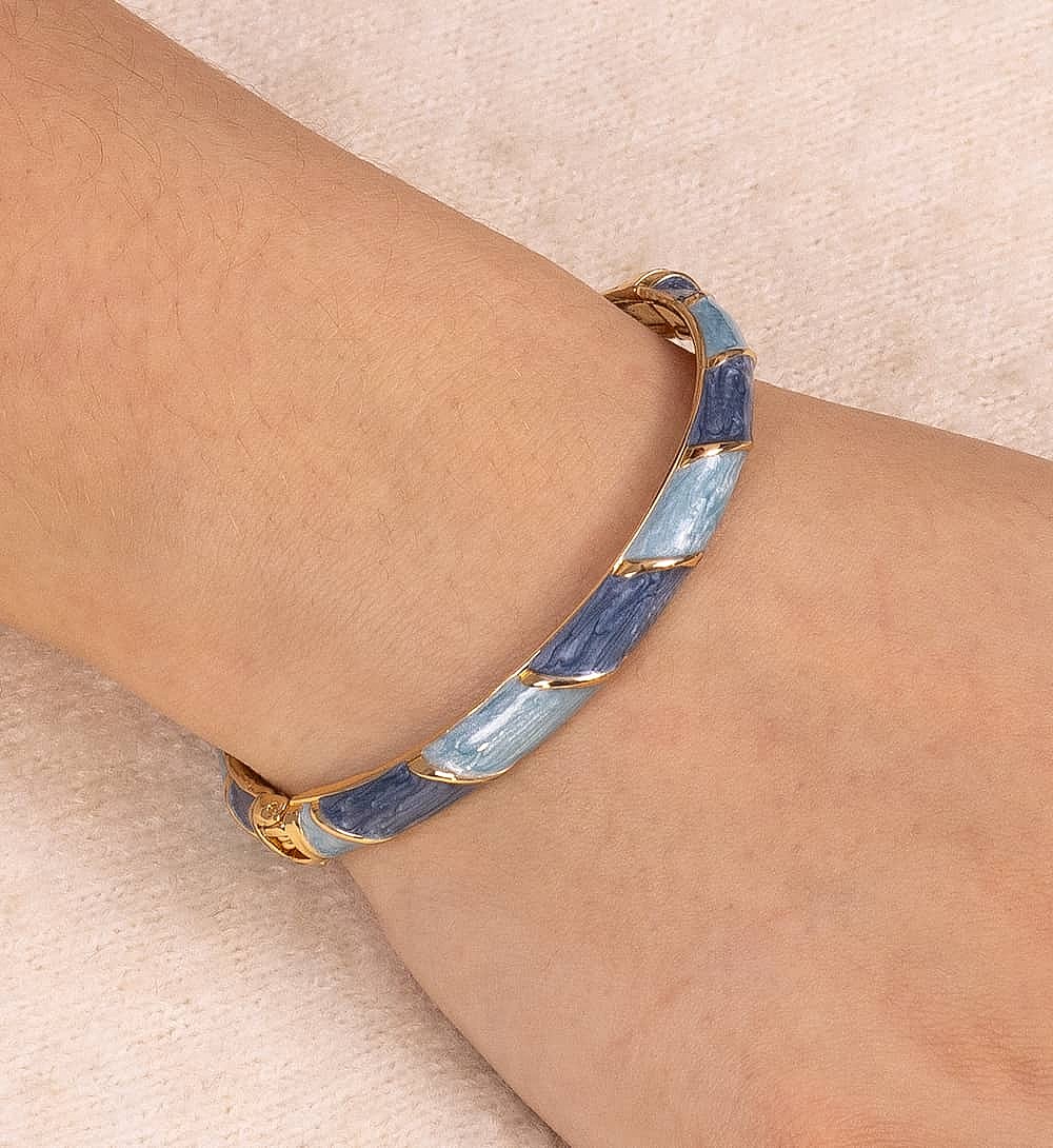 Snap bangle 2025