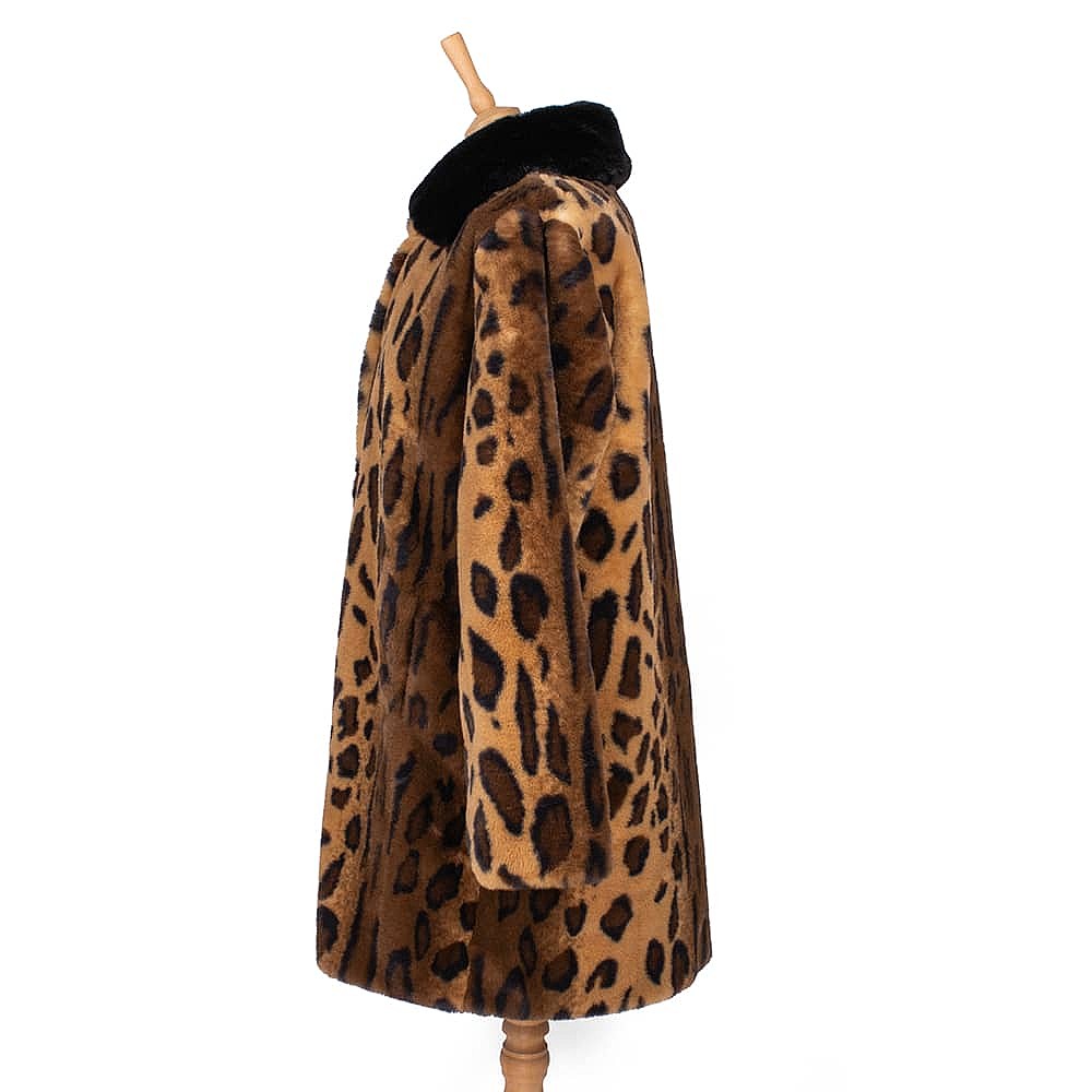 Luxe Leopard Faux-Fur Coat