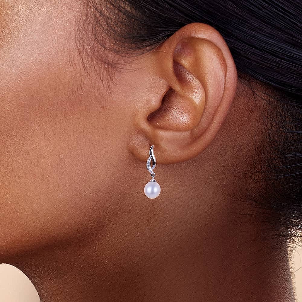Perfectly Poised Pearl Earrings