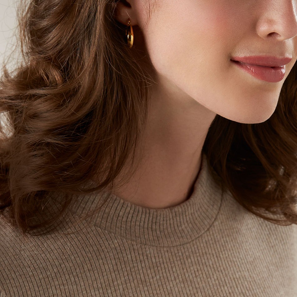 Bold Edge Hoop Earrings