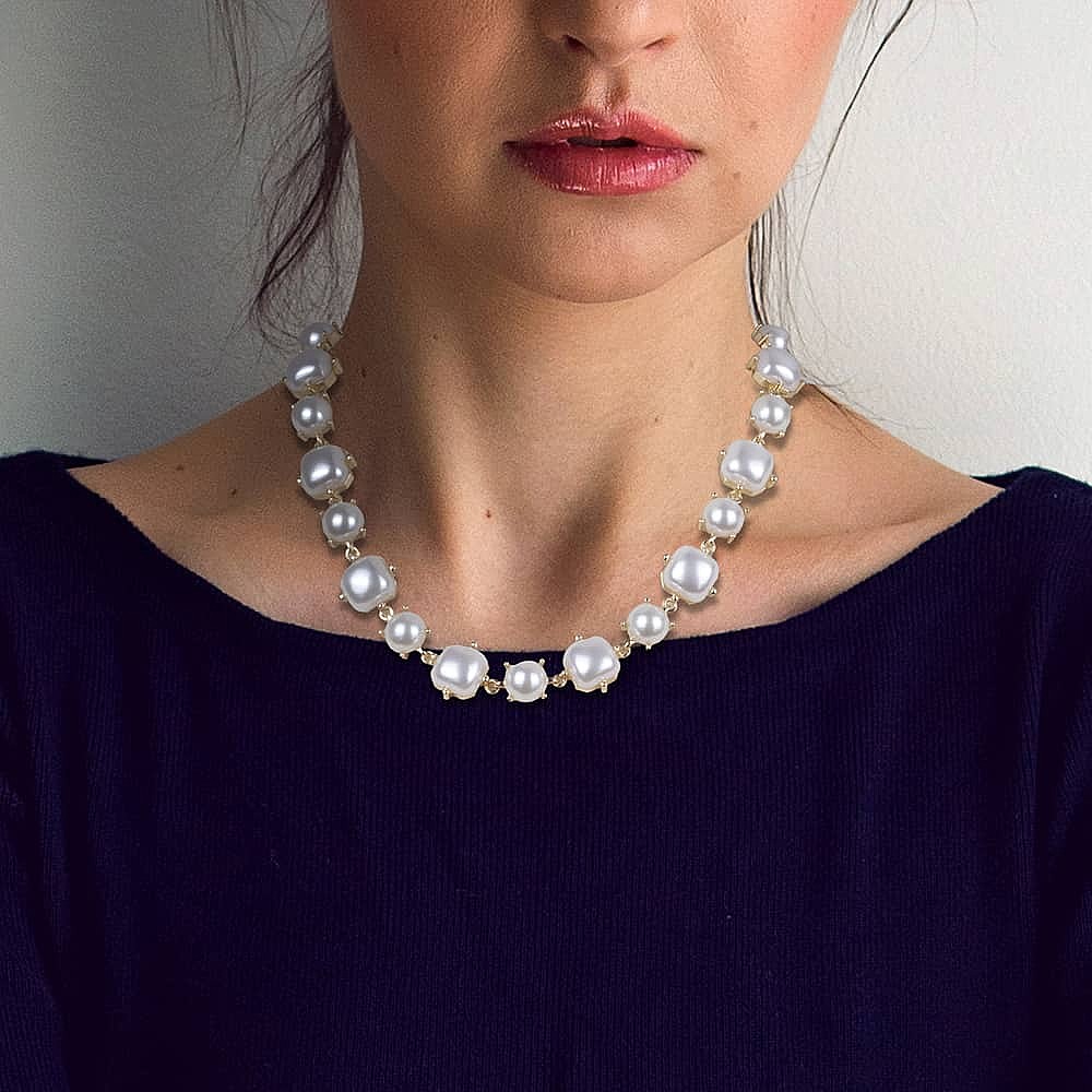 Poised Presence Necklace