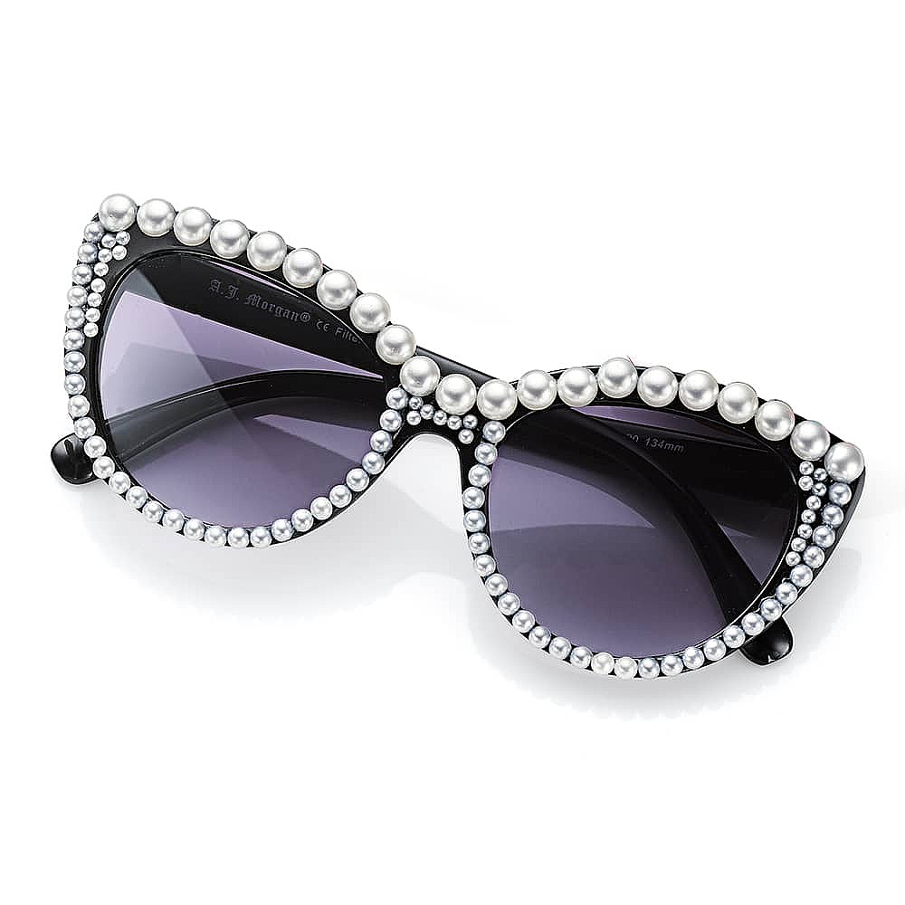 Chic Encounter Sunglasses
