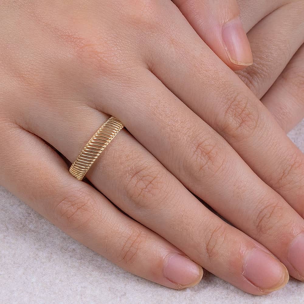 Sincerely Sleek Gold Ring