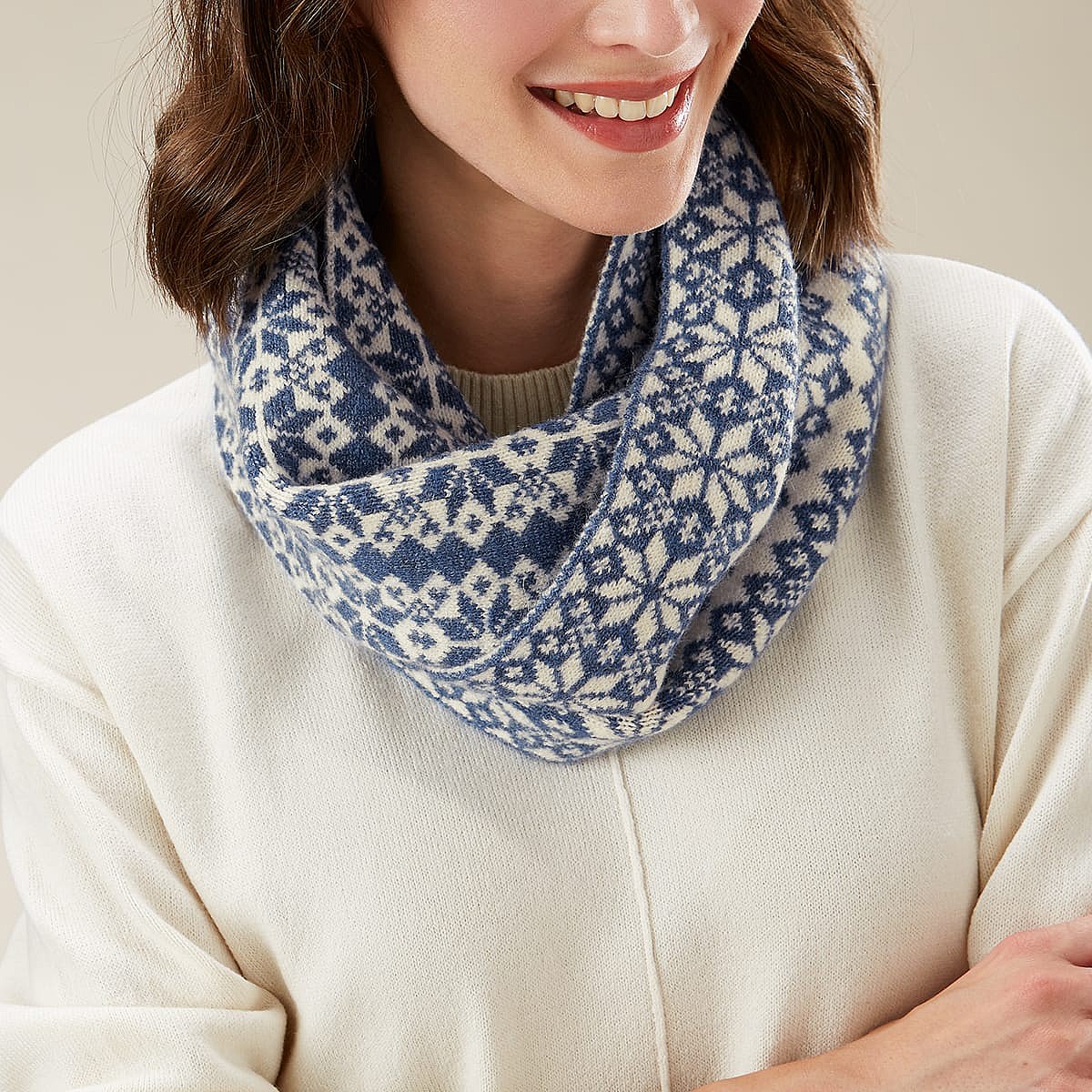 Icy Impressions Reversible Snood