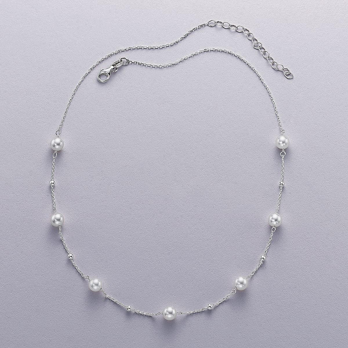 Punctuated in Pearl Silver Necklace