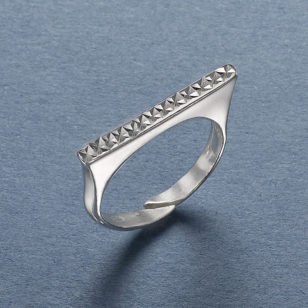 On the Edge Silver Diamond-Cut Ring