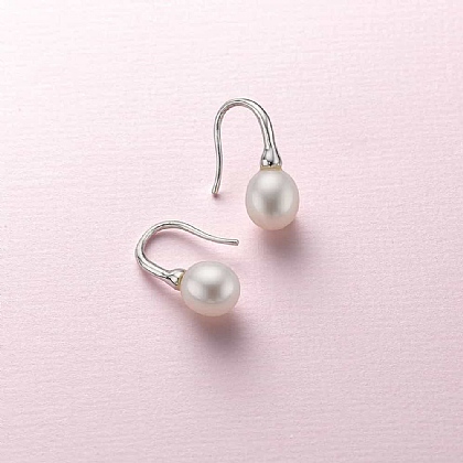 Pearl Droplet Earrings