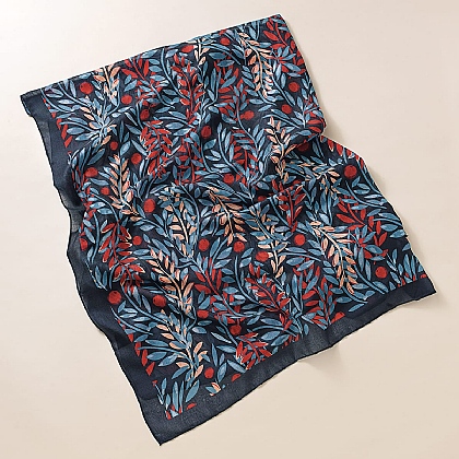 Layered Leaves Scarf