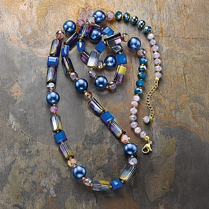 Midnight Musings Necklace